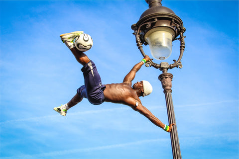 man-sky-guy-jumping-soccer-blue-745626-pxhere.com